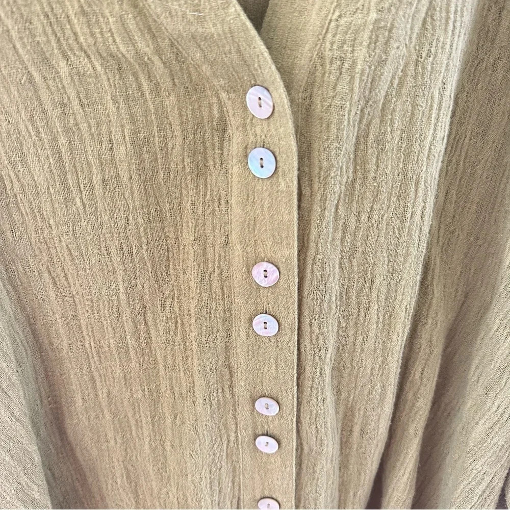 Soft surroundings gauzy linen blend button up shirt - Picture 3 of 8